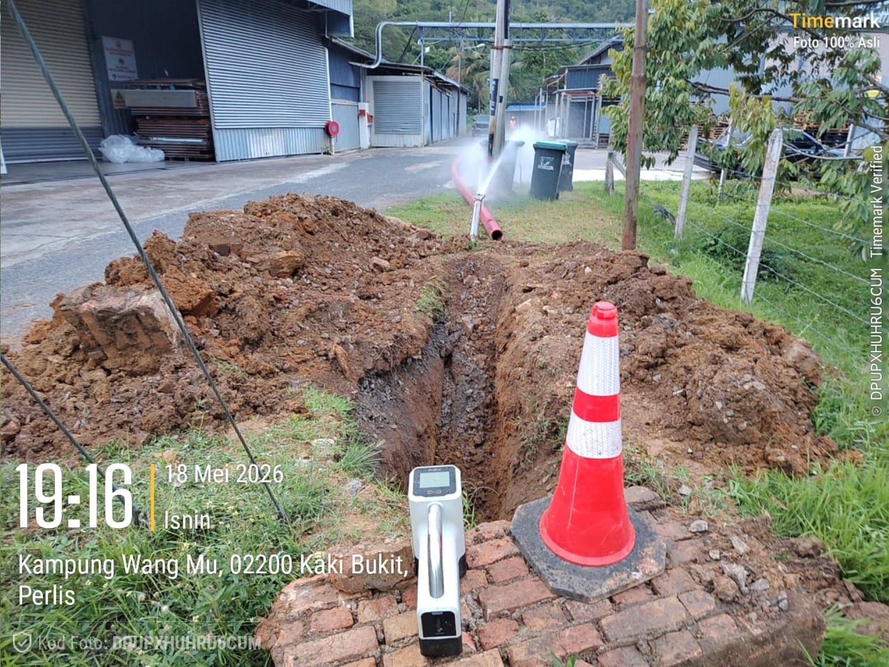 Underground cable installation works in Perlis
